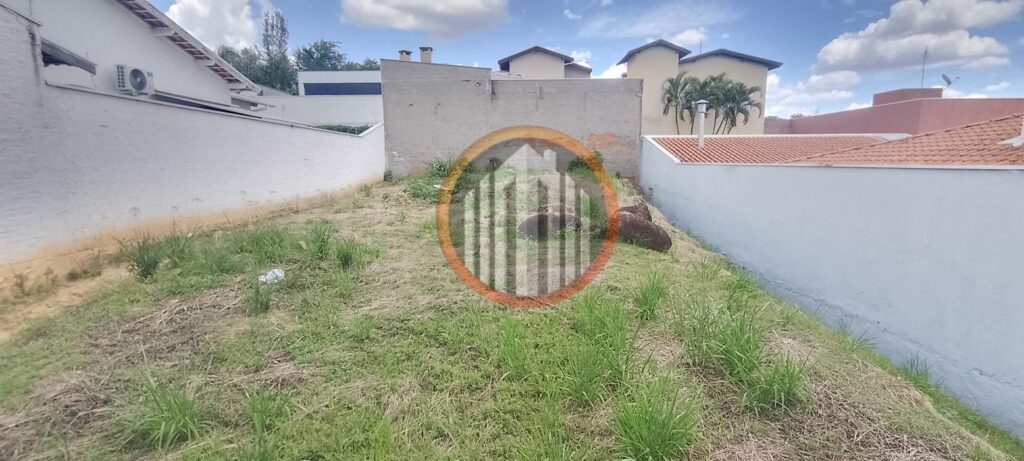 Invista no Melhor! Terreno em Área Nobre para Uso Residencial ou Comercial! 6 IMG 20250227 124427 HDR 1